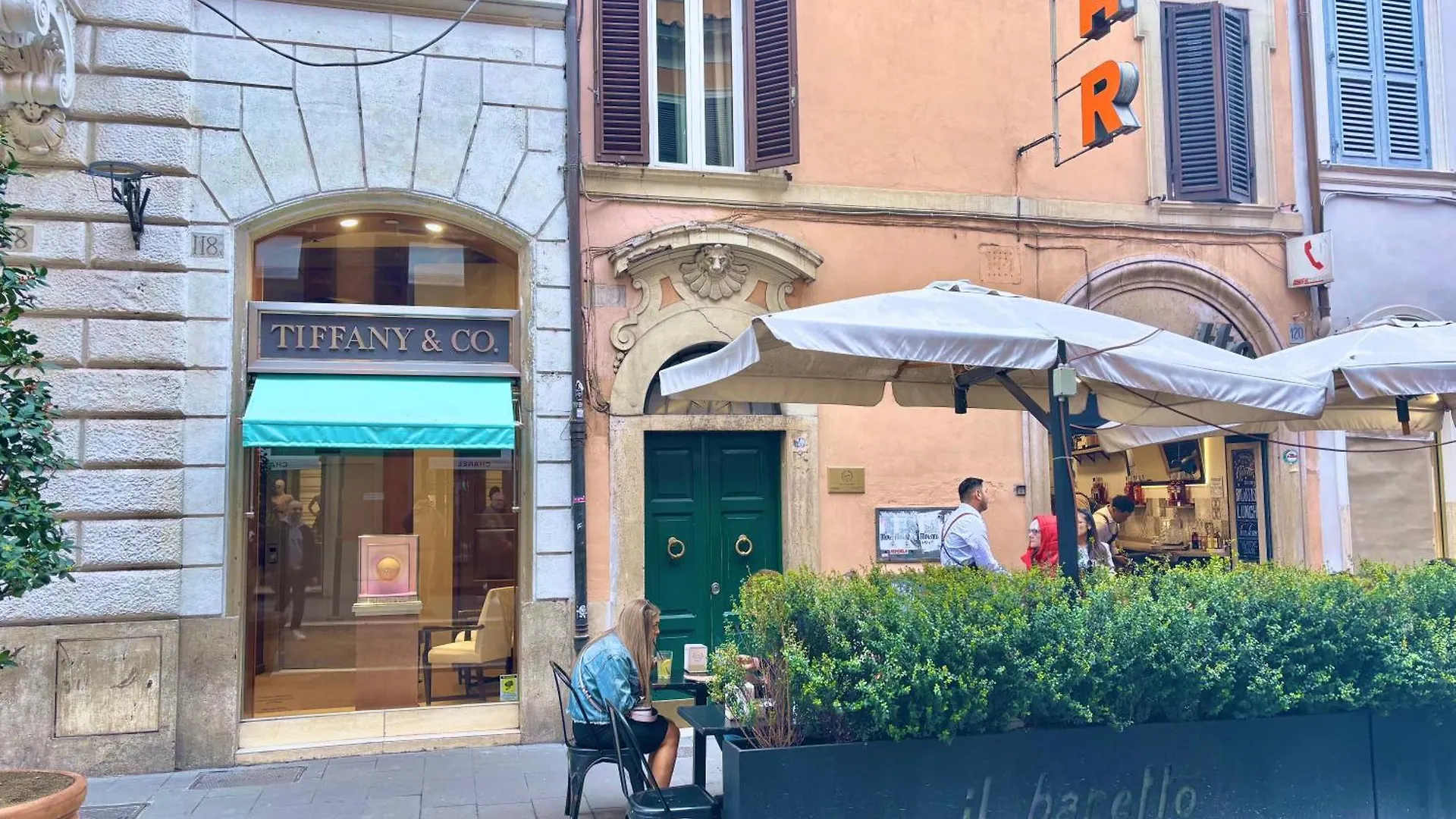 Paradiso Borgia Rome Apartment