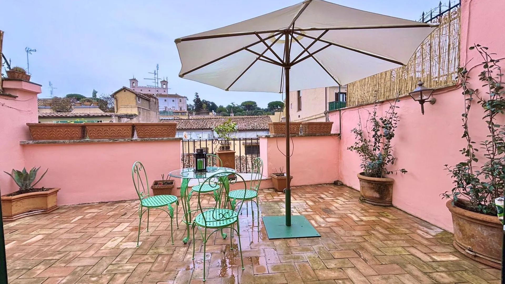 Apartment Paradiso Borgia Rome Italy