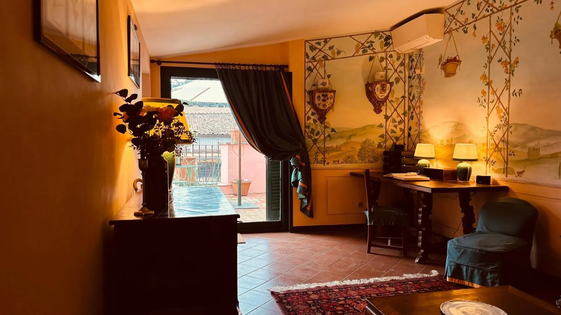 Paradiso Borgia Rome Apartment